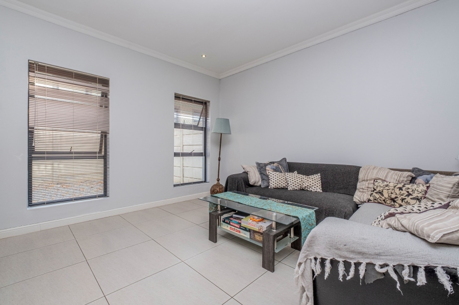 3 Bedroom Property for Sale in Langeberg Heights Western Cape